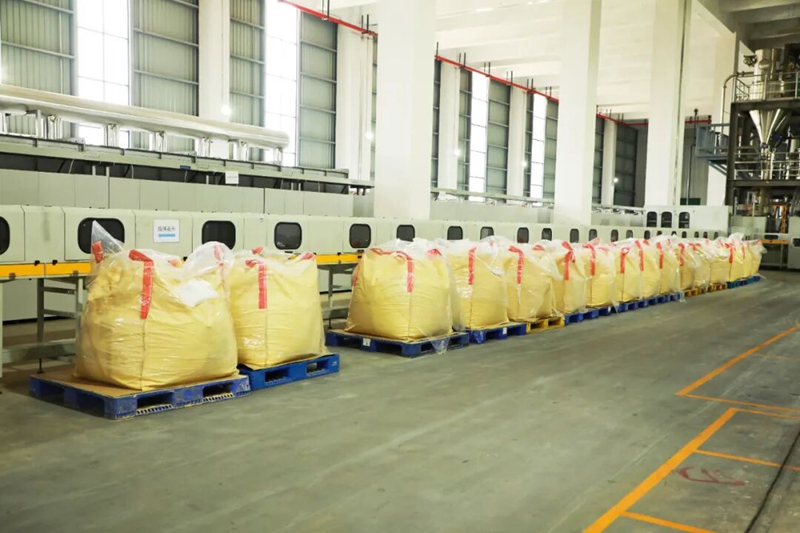 图为:磷酸铁锂产品